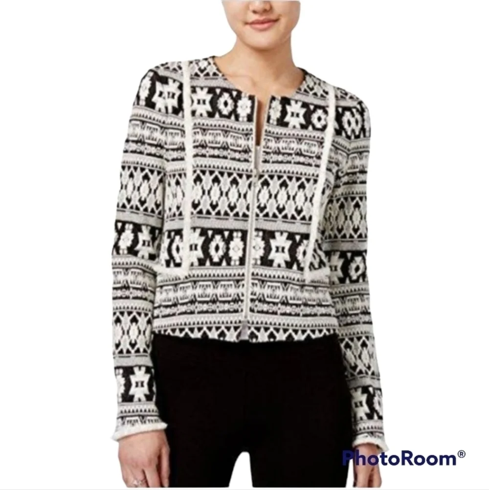 Bar III Black And White Aztec‎ Tribal Print Fringed Full Zip Jacket Size Medium